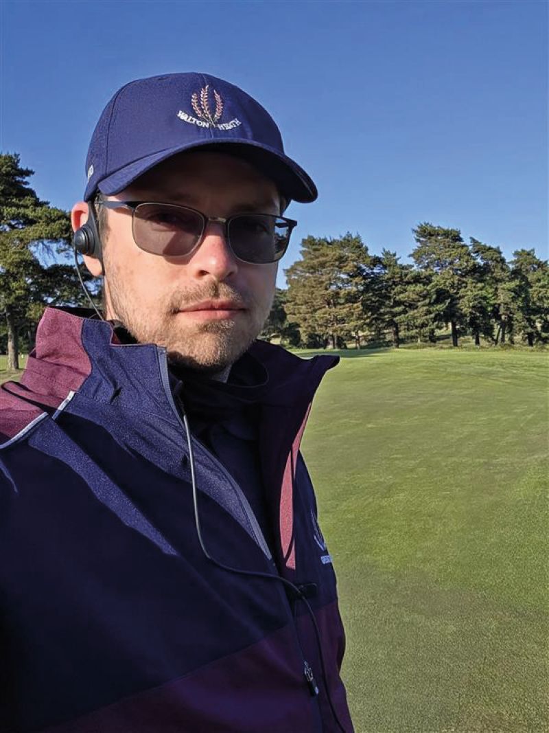 Headshot - Alex Lungu-800.jpg 2