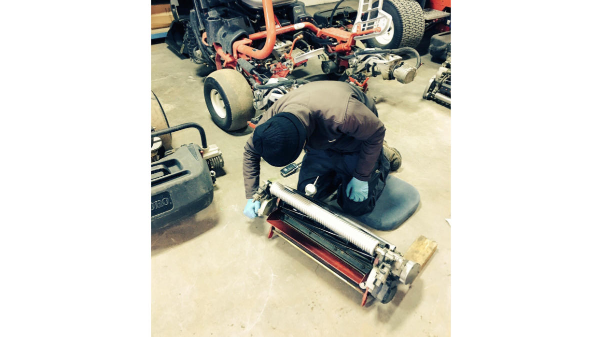 The Eden apprentice learning how to set machine units - Craig Berry.jpg