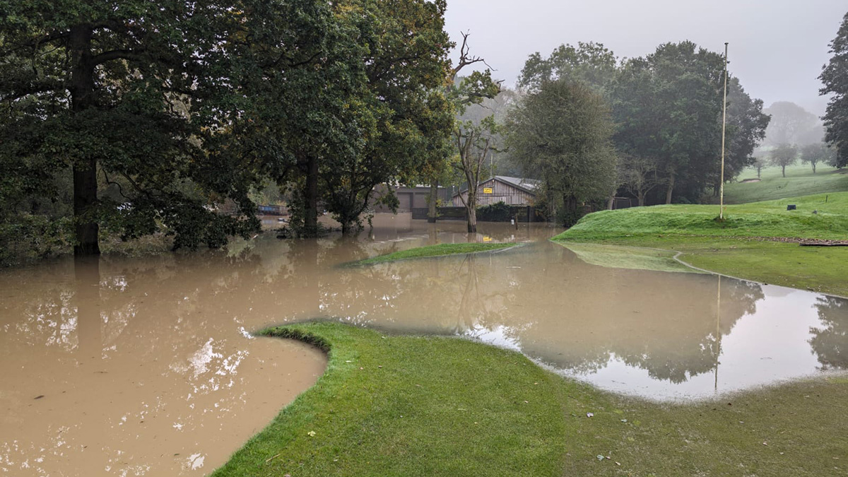 Severe flooding at Renishaw Park.jpg