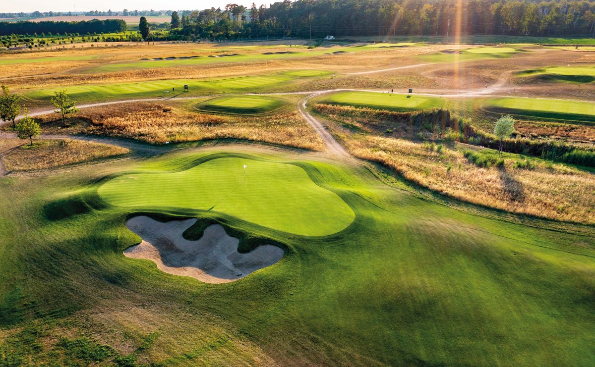 Black Water Links 1000015129-1200.jpg