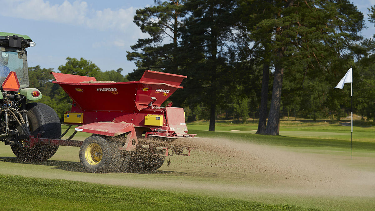 Sand topdressing and drag matting stresses and damages leaves giving a route for disease ingress 3.jpg