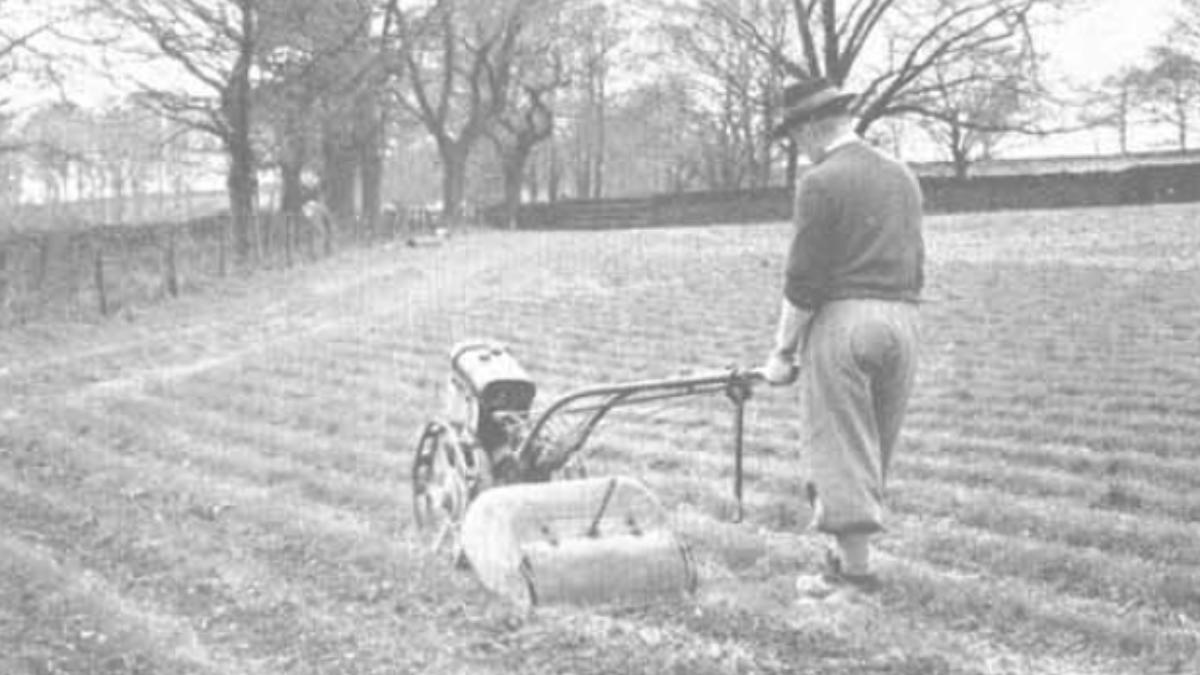 A plough up policy was implemented for golf clubs.jpg