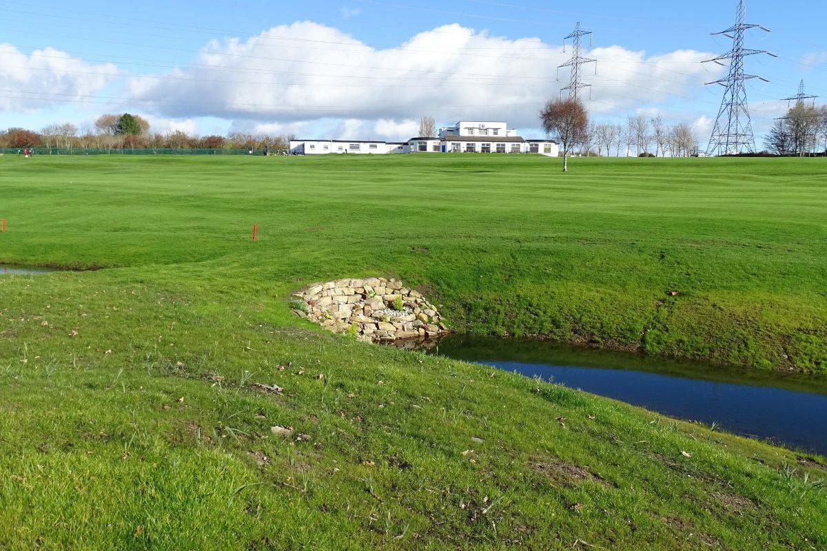 Lagoon and Landscaped Area-1200x.JPG 1