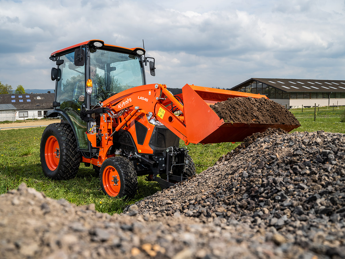 Kubota+BTME+LX+.jpg