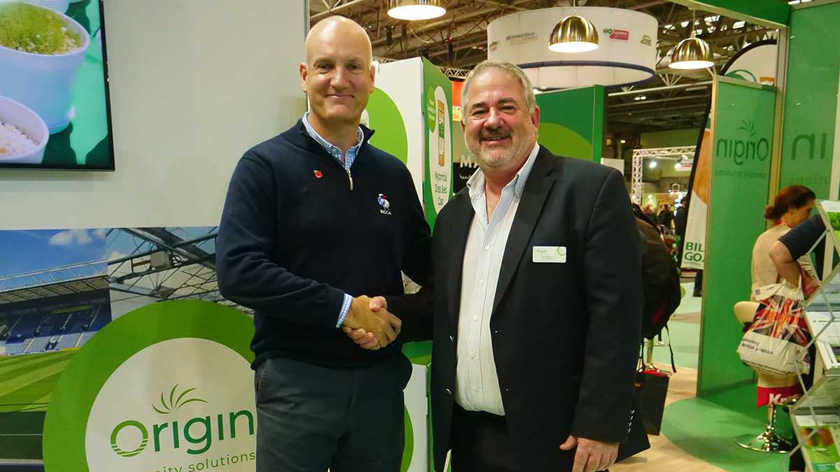 Jim Croxton, BIGGA, with Andy Russell, Origin Amenity Solutions 2.jpg
